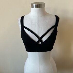 Signature8 crisscrossed strappy front zip back top 17618